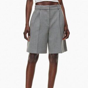 Aritzia Babaton Pleated Bermuda Shorts 4 NWT